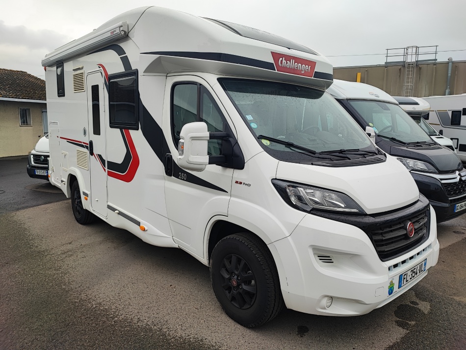 camping car CHALLENGER VIP 250 modèle 2019