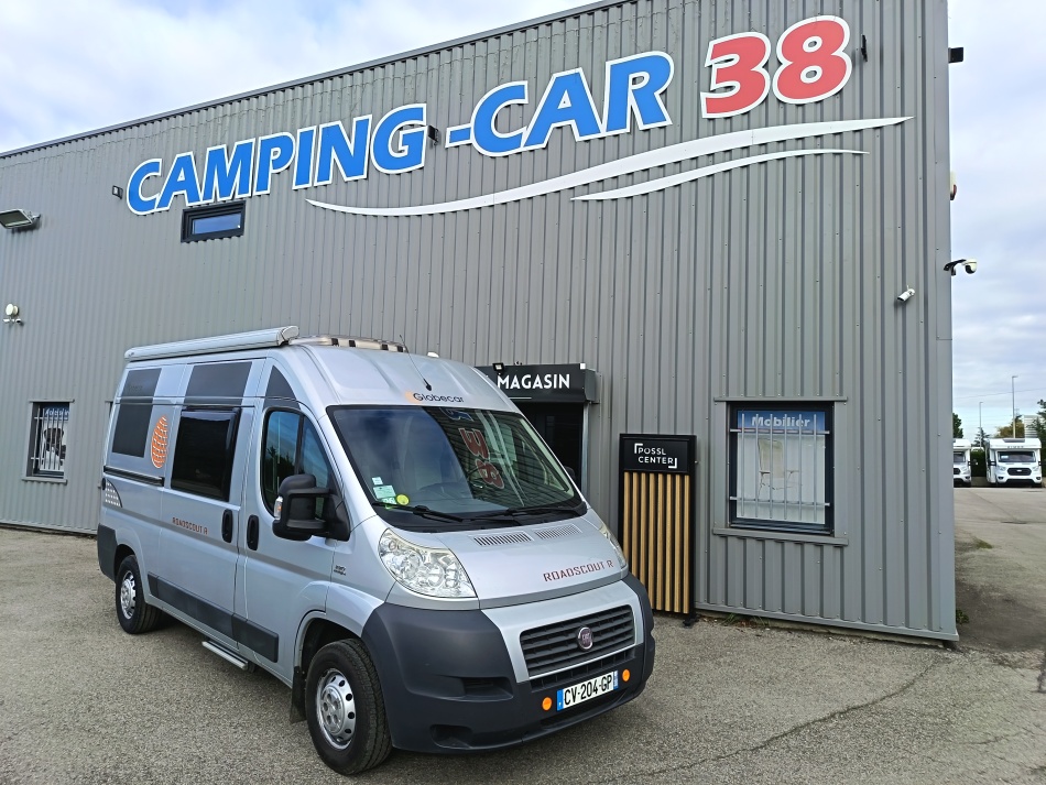 camping car GLOBECAR ROADSCOUT R mod&egrave;le 2013